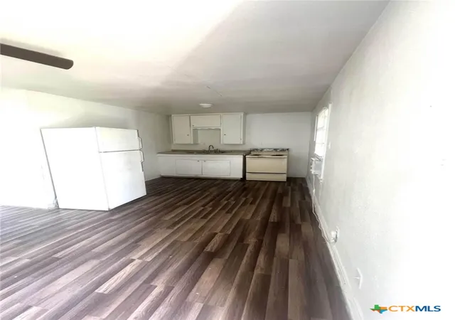 Photo 4 of House for sale at 112 W Harrison Ave, Killeen, TX 76541 | MLS# 577769 | Listing updated on 2026-07-18