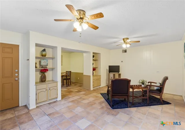 3rd image of 821 Old Ranch Road 12, San Marcos, TX 78666 | MLS# 577549