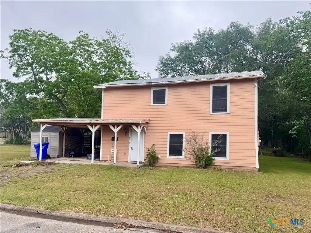 Photo 1 of Single family home for sale at 503 Dunn St, Yoakum, TX 77995 | MLS# 577902 | Listing updated on 2026-10-13