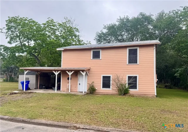 1st image of 503 Dunn St, Yoakum, TX 77995 | MLS# 577902
