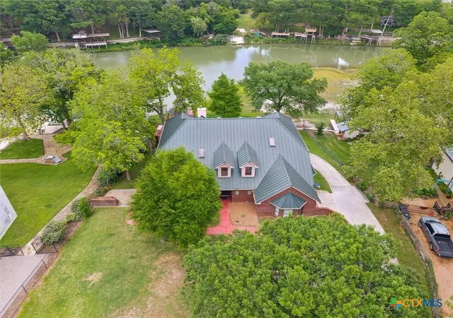 Homes for sale in Mc Queeney, TX | 640 Woodlake Dr, Mc Queeney, TX 78123 | MLS# 577962