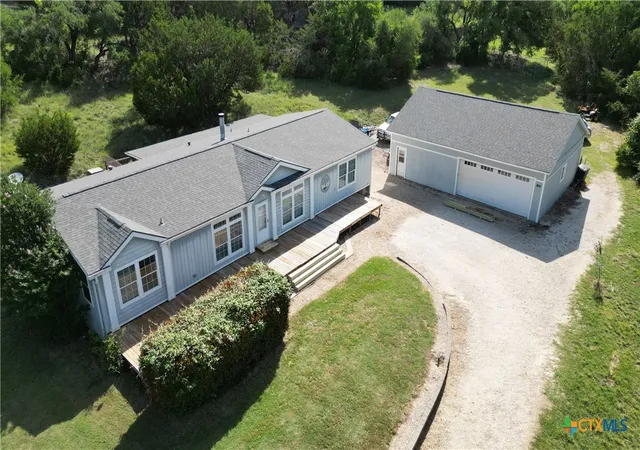 Photo 1 of Sale Pending at 105 Holman Cir, Gatesville, TX 76528 | MLS# 576434 | Listing updated on 2025-10-01
