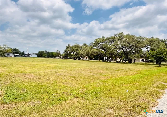 Homes for sale in Yoakum, TX | 510 Pat Cleburne St, Yoakum, TX 77995 | MLS# 580386