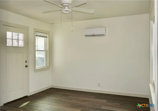 4th image of 1005/1007 Haynes St, San Marcos, TX 78666