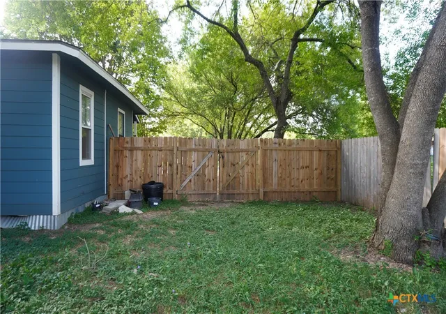 23rd image of 1101/1103 Haynes St, San Marcos, TX 78666 | MLS# 578460
