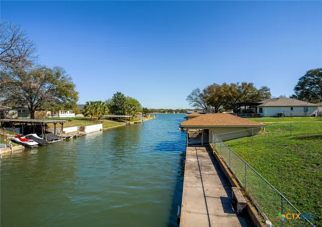 2nd image of 106 Flamingo Cir, Marble Falls, TX 78654 | MLS# 580451