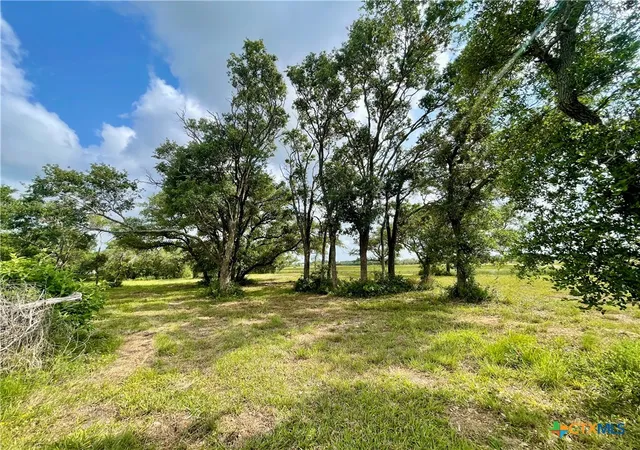 3rd image of 67 W Dewberry Ln, Seadrift, TX 77983 | MLS# 581144