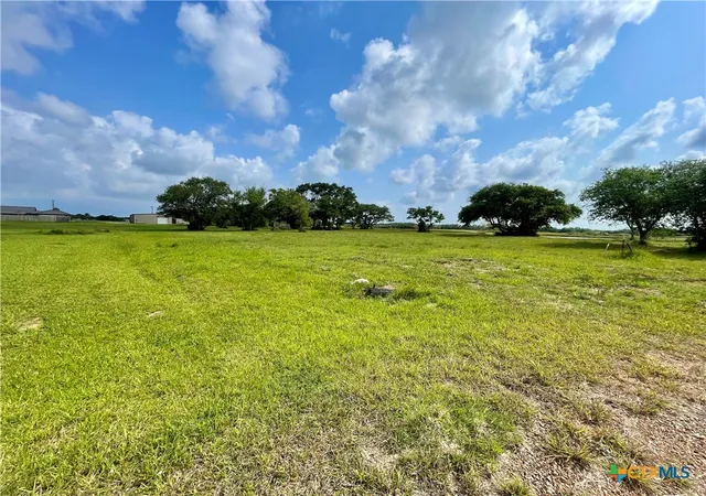 4th image of 67 W Dewberry Ln, Seadrift, TX 77983 | MLS# 581144