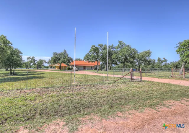 Photo 2 of Single family home for sale at 82 Bell Mountain Rd, Willow City, TX 78675 | MLS# 581664 | Listing updated on 2026-05-27