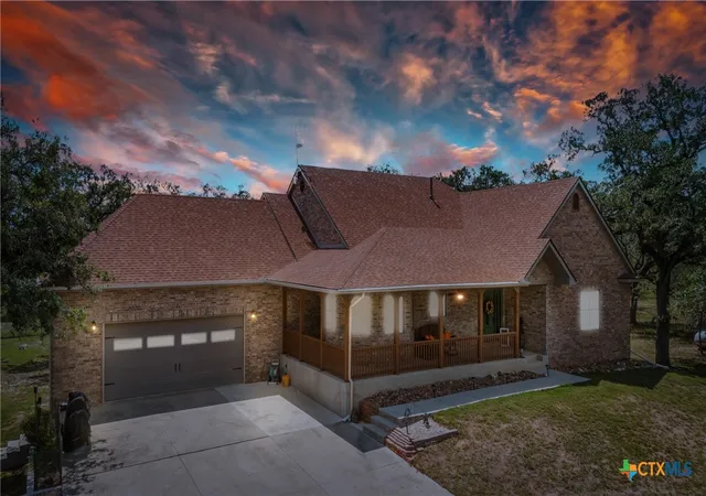 House for sale at 1657 County Rd 434, Stockdale, TX 78160 | MLS# 580627 | Listing updated on 2026-03-23