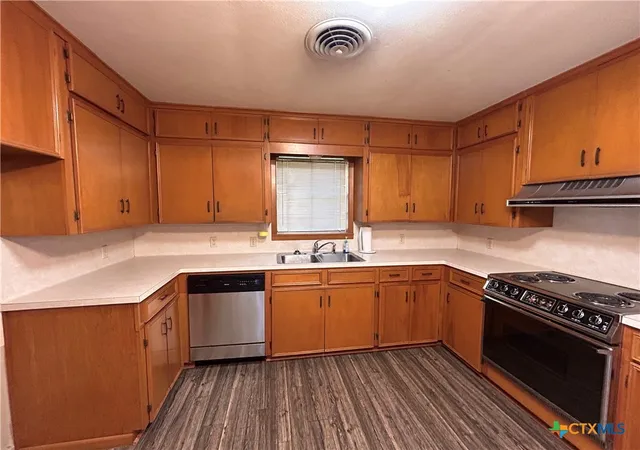 3rd image of 614 Apollo Dr, Edna, TX 77957 | MLS# 582423