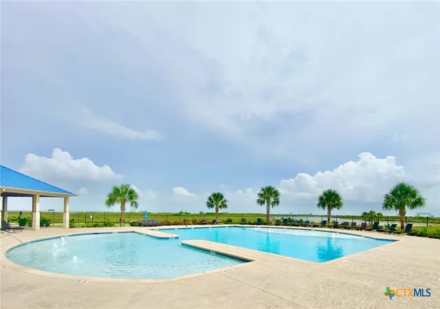 5th image of 2936 Hammock Ct, Palacios, TX 77465 | MLS# 582455