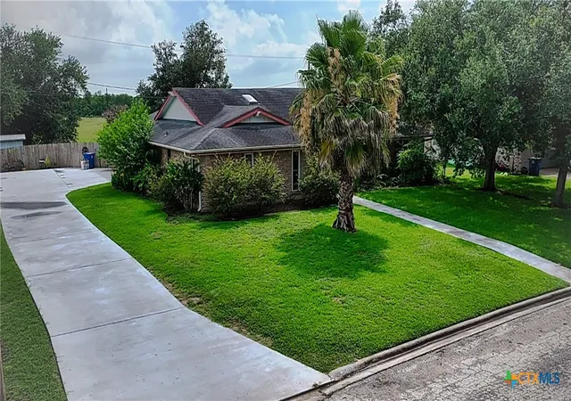 1st image of 1001 Brookhollow Dr, Port Lavaca, TX 77979 | MLS# 582783