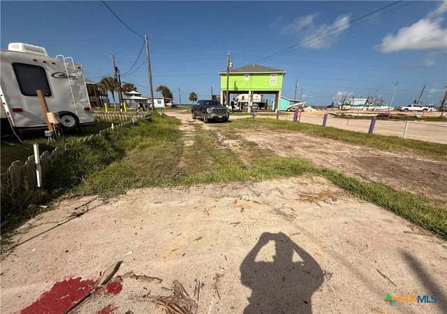 4th image of #7 Bell St, Port Lavaca, TX 77979 | MLS# 583376