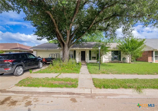 1st image of 203 Yorkshire Ln, Victoria, TX 77904 | MLS# 583362