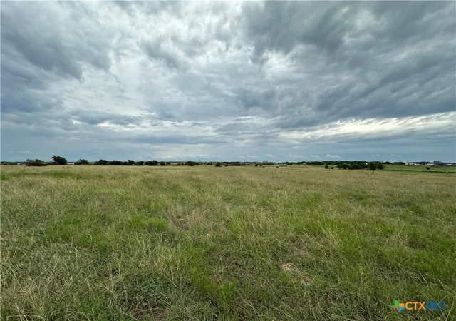 Photo 4 of House for sale at 19621a Fm 2115, Salado, TX 76571 | MLS# 583449 | Listing updated on 2026-07-30