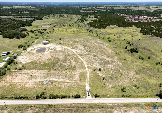 Photo 4 of House for sale at 812 County Rd 3295, Copperas Cove, TX 76522 | MLS# 582272 | Listing updated on 2026-07-01