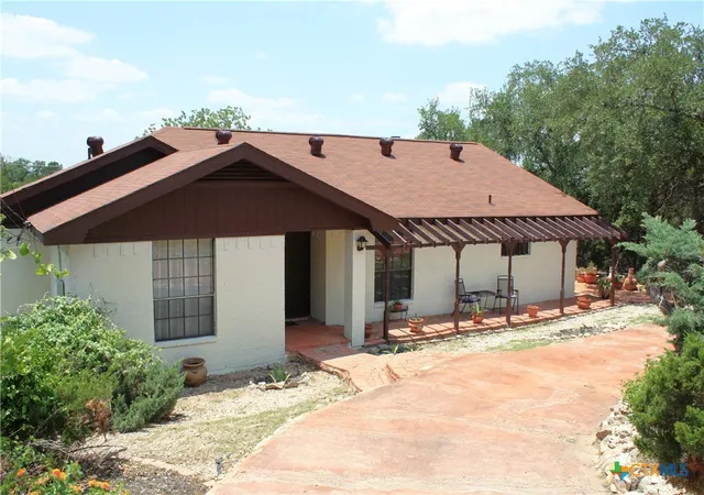 2nd image of 1004 Daviot Dr, Spicewood, TX 78669 | MLS# 581145