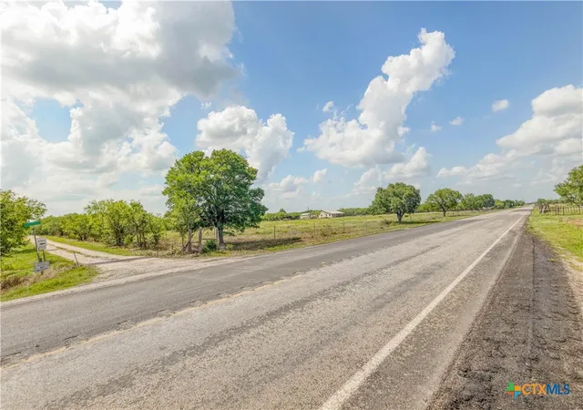 12th image of 200 Armstrong Rd, Lockhart, TX 78644 | MLS# 584073