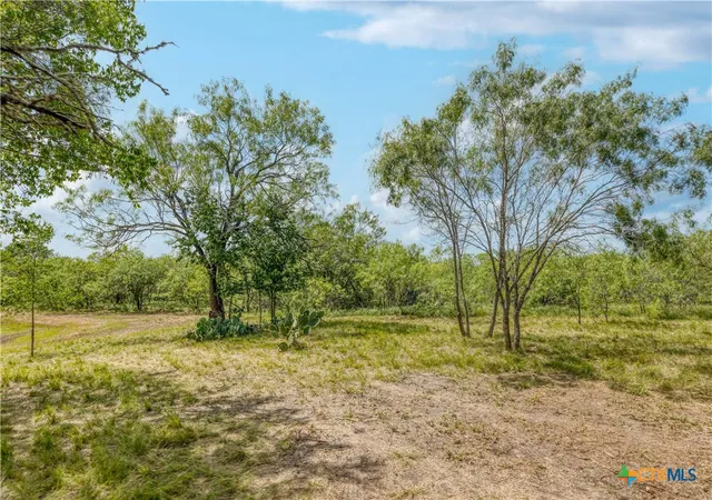 3rd image of 200 Armstrong Rd, Lockhart, TX 78644 | MLS# 584073