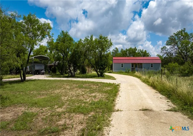 3rd image of 1231 B&R Rd, Vanderpool, TX 78885 | MLS# 584357