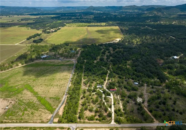 Homes for sale in Vanderpool, TX | 1231 B&R Rd, Vanderpool, TX 78885 | MLS# 584357