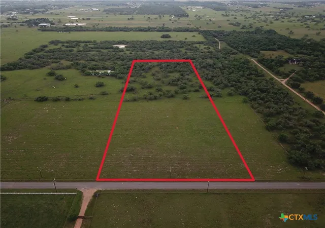 Photo 2 of Land for sale at 2249 Oliver Rd, Victoria, TX 77904 | MLS# 584751 | Listing updated on 2026-05-11