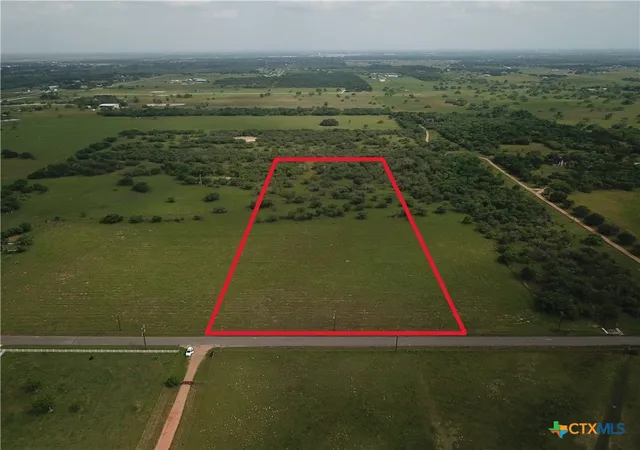 Photo 3 of Land for sale at 2249 Oliver Rd, Victoria, TX 77904 | MLS# 584751 | Listing updated on 2026-05-11