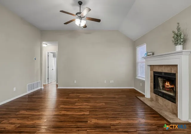 Photo 4 of Sale Pending at 1117 Branchwood Way, Temple, TX 76502 | MLS# 584844 | Listing updated on 2025-11-16