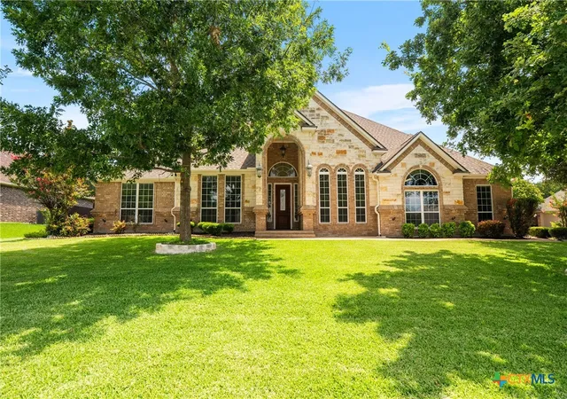 Photo 2 of Sale Pending at 781 Eagle Landing Dr, Belton, TX 76513 | MLS# 584756 | Listing updated on 2025-09-22