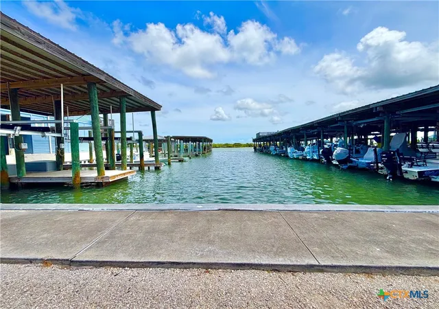 4th image of 50,51 Kingfisher St, Port O Connor, TX 77982 | MLS# 585042