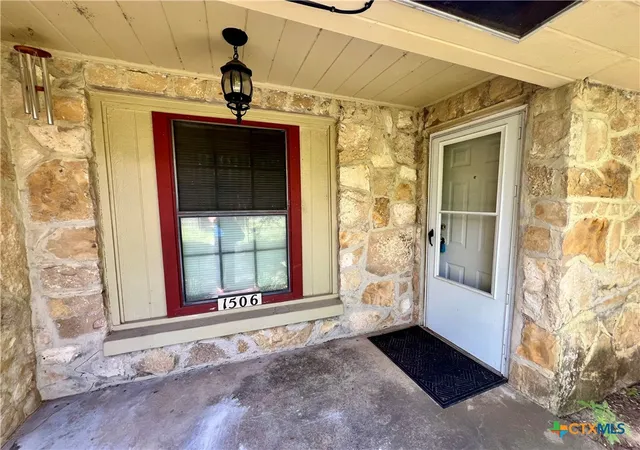 Homes for sale in Gatesville, TX | 1506 Golf Course Rd, Gatesville, TX 76528 | MLS# 584789