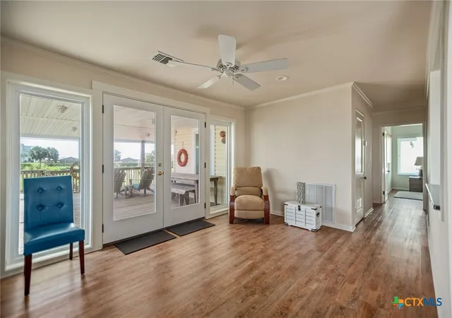 4th image of 604 W Maple St, Port O Connor, TX 77982 | MLS# 583948