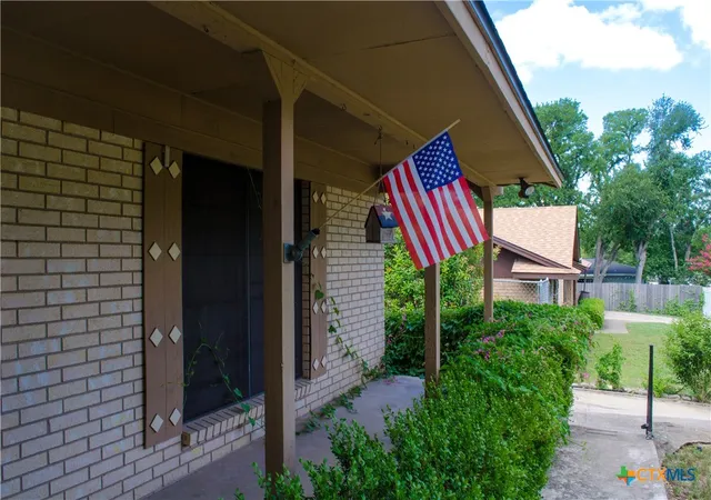 Homes for sale in Belton, TX | 303 E 20th Ave, Belton, TX 76513 | MLS# 585183