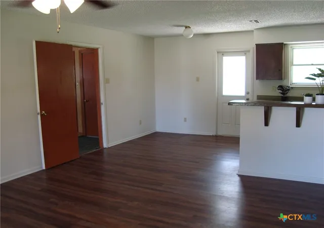 2nd image of 830 Mcgar St, New Braunfels, TX 78130 | MLS# 586279