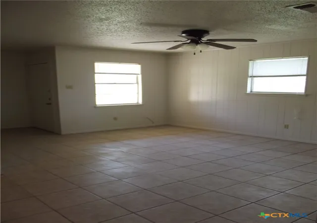10th image of 303 E Avenue A, Copperas Cove, TX 76522 | MLS# 586905