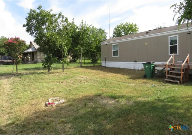 Photo 2 of Manufactured home for sale at 400 W Railway St, Lometa, TX 76853 | MLS# 587325 | Listing updated on 2026-07-21