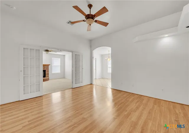 Photo 3 of Single family home for sale at 2801 Maria Dr, Killeen, TX 76549 | MLS# 587128 | Listing updated on 2025-11-03