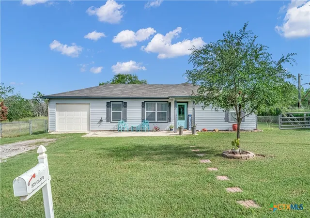 Homes for sale in Jourdanton, TX | 505 Olive St, Jourdanton, TX 78026 | MLS# 587932