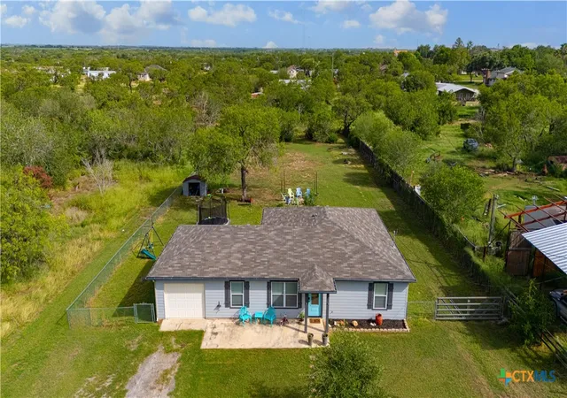 Homes for sale in Jourdanton, TX | 505 Olive St, Jourdanton, TX 78026 | MLS# 587932