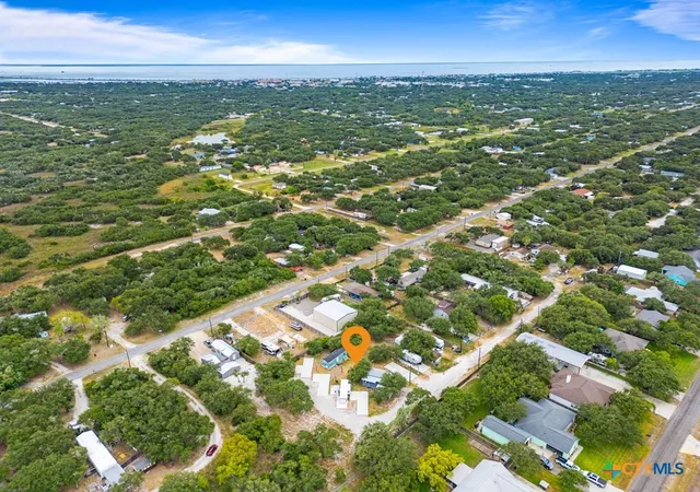 Homes for sale in Rockport, TX | 915,916,918 Mission St, Rockport, TX 78382 | MLS# 588056