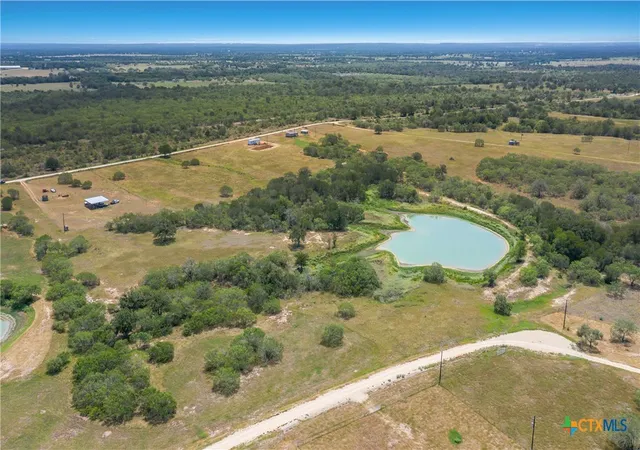 Homes for sale in Waelder, TX | 854 County Road 421, Waelder, TX 78959 | MLS# 587470