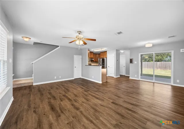 Photo 2 of Sale Pending at 212 Mccoy Ln, Hutto, TX 78634 | MLS# 588451 | Listing updated on 2025-10-28