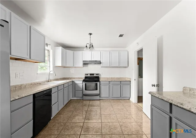 Photo 3 of Sale Pending at 1110 Randa St, Copperas Cove, TX 76522 | MLS# 588608 | Listing updated on 2025-10-20