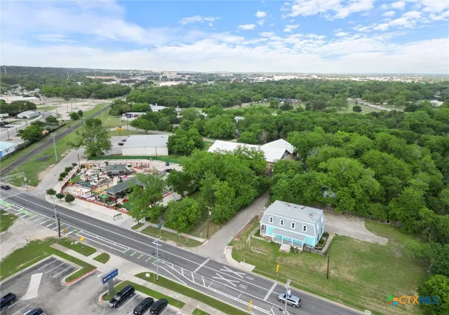 4th image of 321 S Lbj Dr, San Marcos, TX 78666 | MLS# 588843