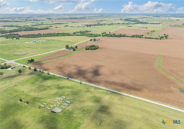 4th image of 7208 Fm 2268, Holland, TX 76534 | MLS# 587461