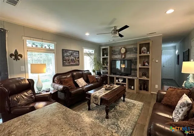 4th image of 112 E Toledo St, Seadrift, TX 77983 | MLS# 589116
