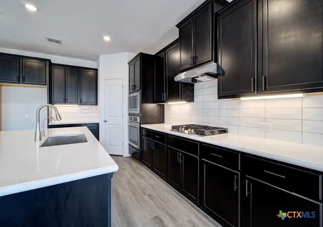 2nd image of 2054 Inkberry Dr, New Braunfels, TX 78132 | MLS# 589488