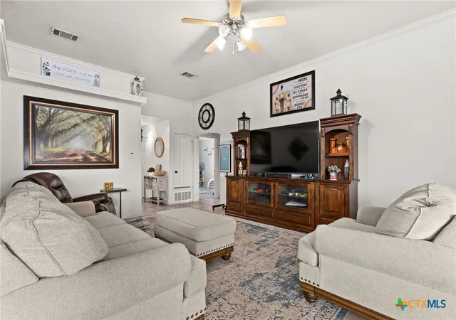 Photo 4 of Single family home for sale at 3904 Stallion Dr, Killeen, TX 76549 | MLS# 589838 | Listing updated on 2026-06-16