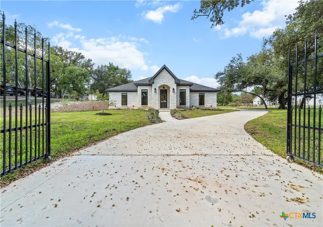 Homes for sale in Kempner, TX | 3244 Lois Ln, Kempner, TX 76539 | MLS# 590979
